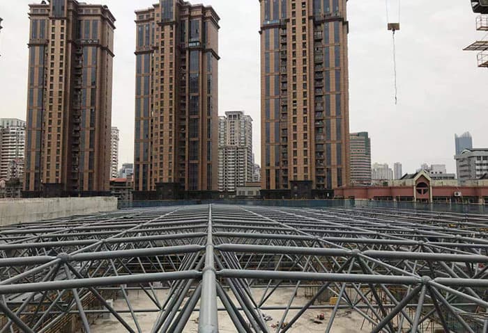 根河螺栓球网架结构